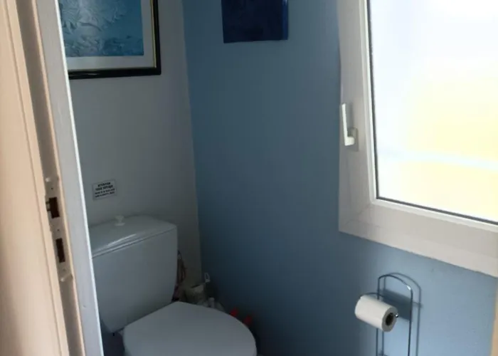 Chez Pierre Et Caroline Couette-café 3*