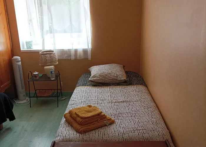 Couette-café Chez Pierre Et Caroline 3*